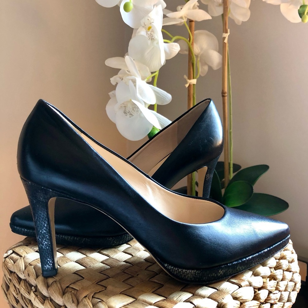 Högl Black Leather Pumps Snake Embossed Heel